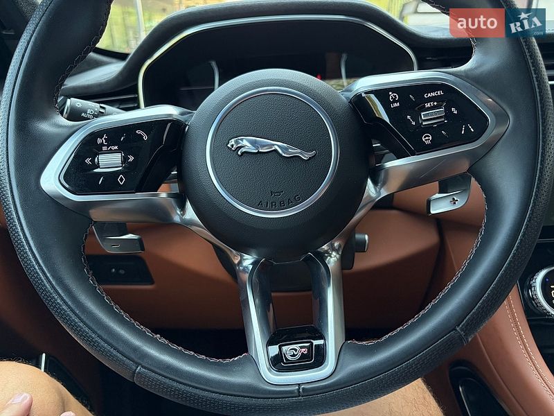 Позашляховик / Кросовер Jaguar F-Pace 2023 в Києві
