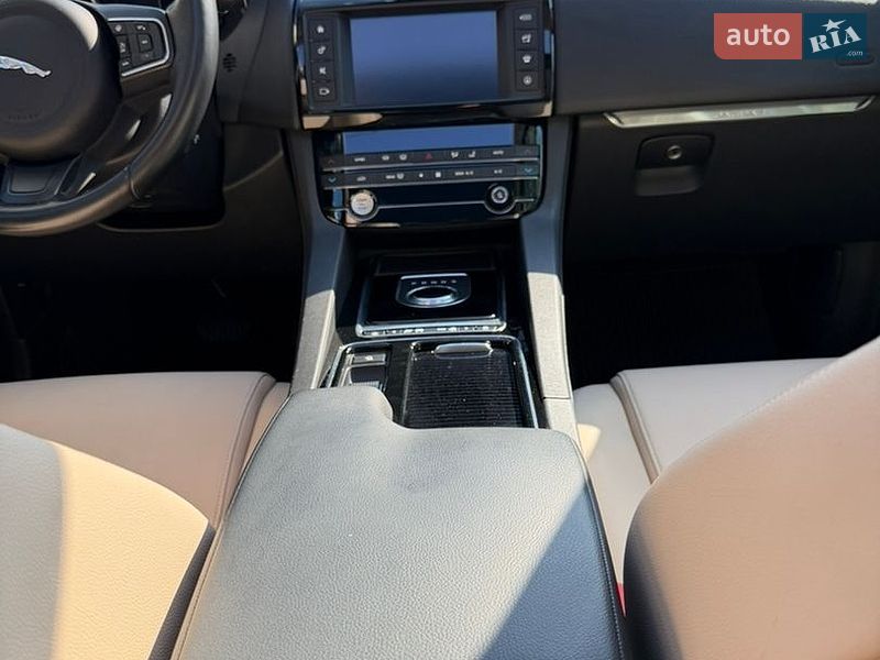 Внедорожник / Кроссовер Jaguar F-Pace 2018 в Каменец-Подольском