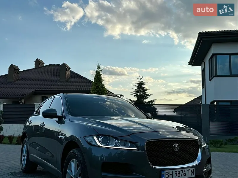 Jaguar F-Pace