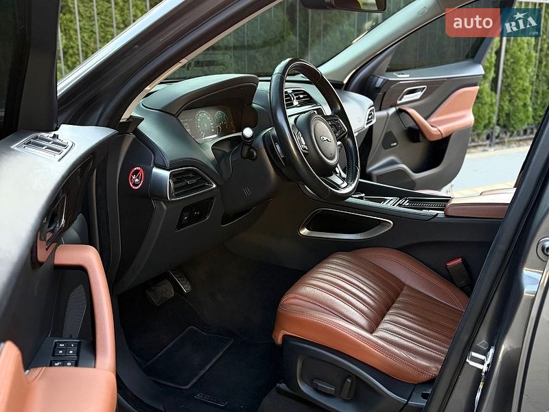 Внедорожник / Кроссовер Jaguar F-Pace 2016 в Одессе