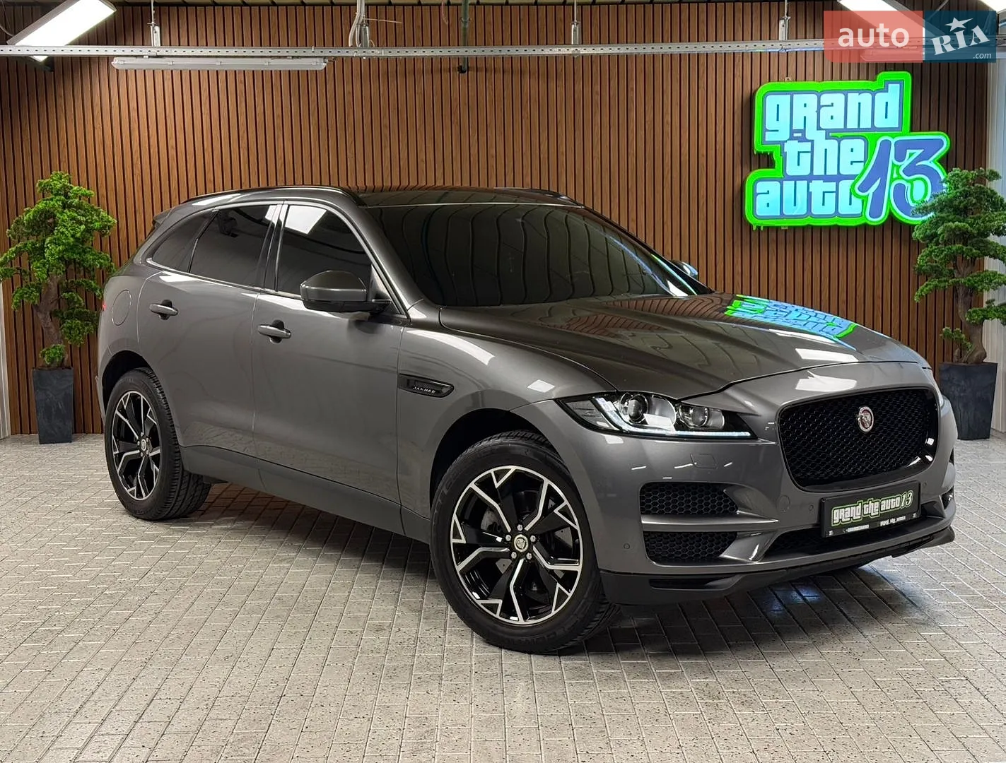 2016 Jaguar F-Pace - мініатюра 8