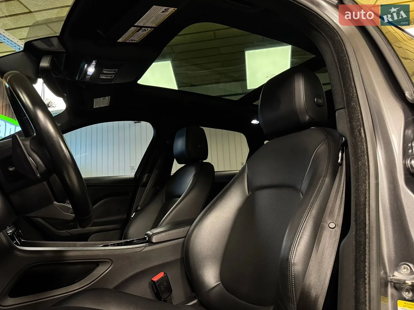2016 Jaguar F-Pace - мініатюра 24