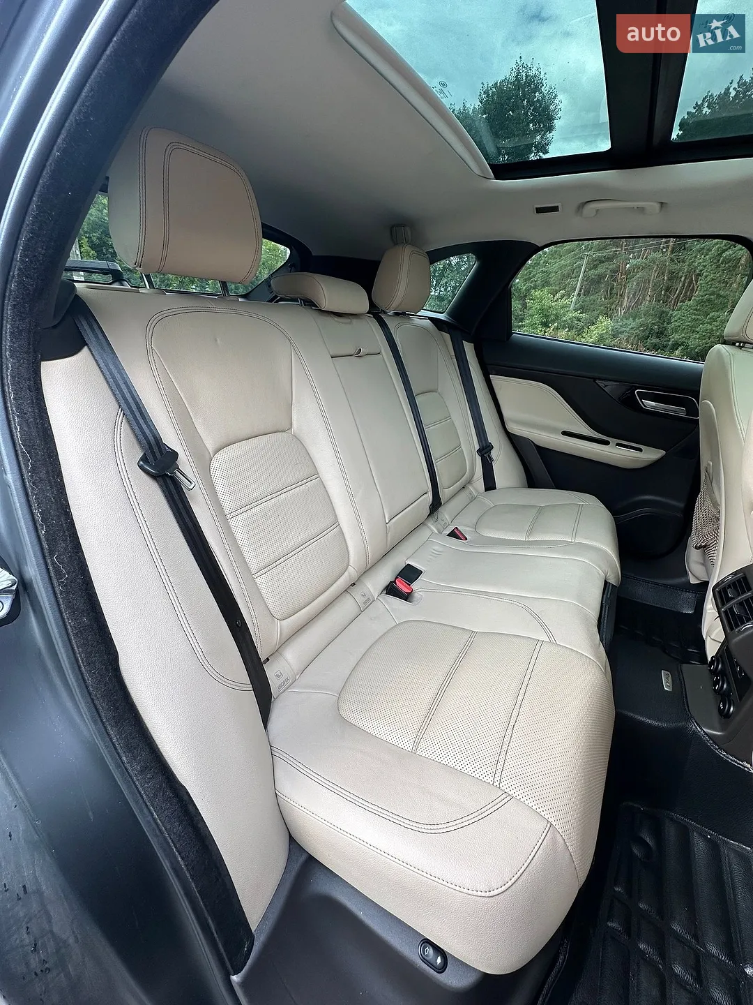 2016 Jaguar F-Pace - мініатюра 19