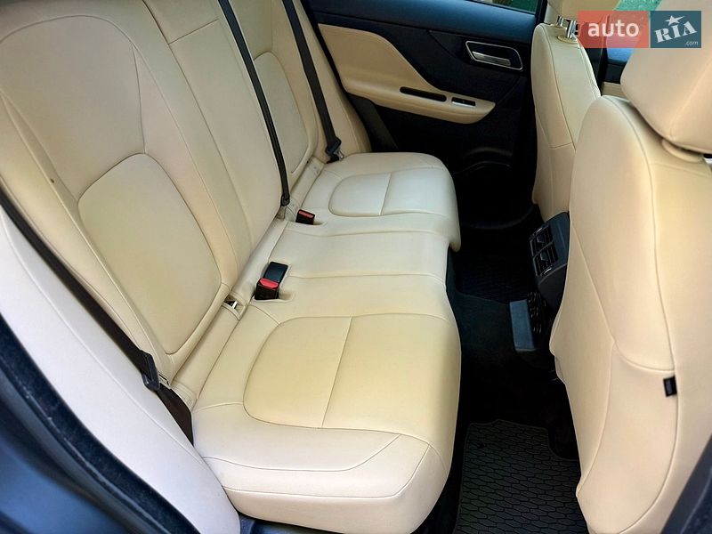 Позашляховик / Кросовер Jaguar F-Pace 2018 в Одесі