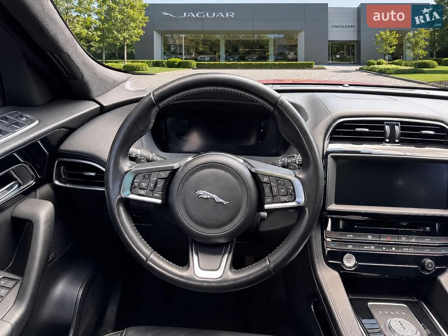 2020 Jaguar F-Pace - мініатюра 32