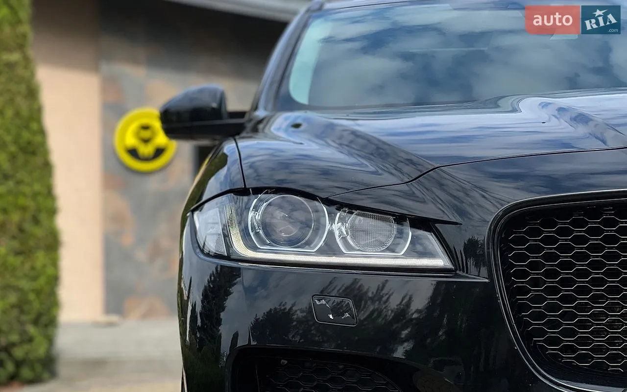 2016 Jaguar F-Pace - мініатюра 30