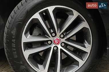 Внедорожник / Кроссовер Jaguar F-Pace 2016 в Львове