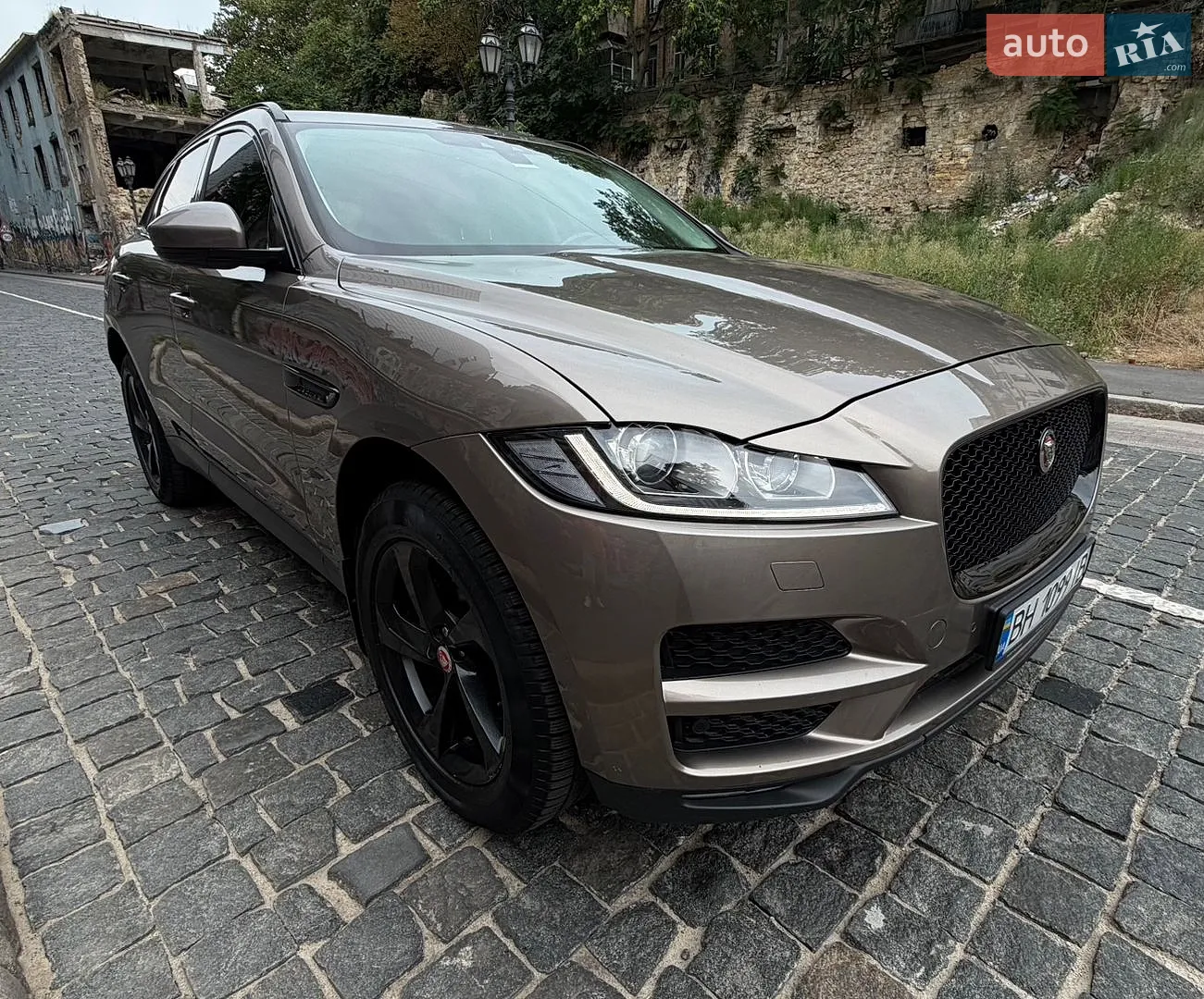 2016 Jaguar F-Pace - фото 1