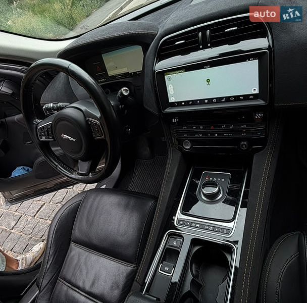 Внедорожник / Кроссовер Jaguar F-Pace 2016 в Одессе