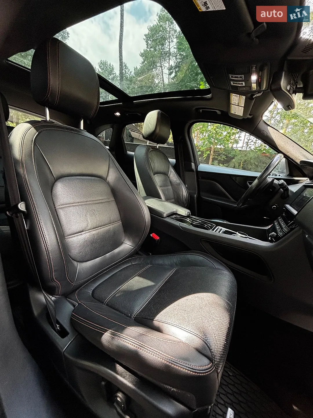 2016 Jaguar F-Pace - мініатюра 27