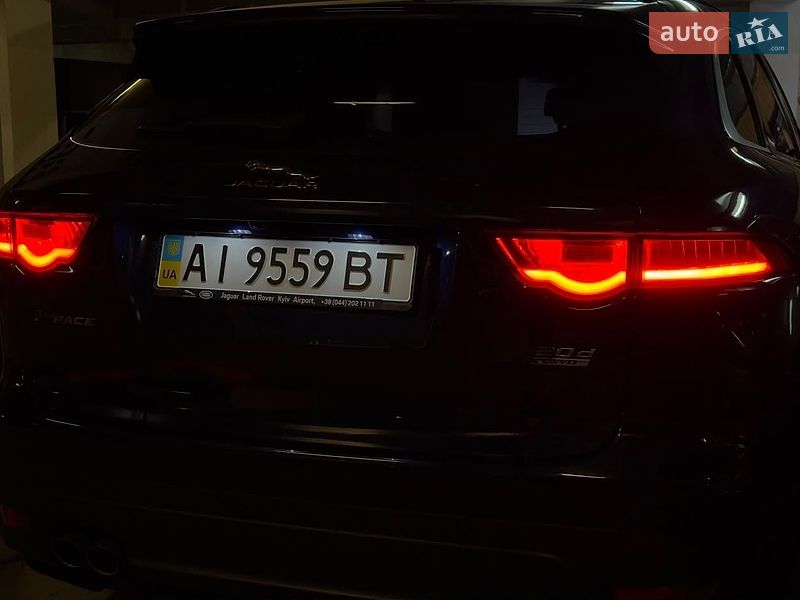 Позашляховик / Кросовер Jaguar F-Pace 2016 в Києві