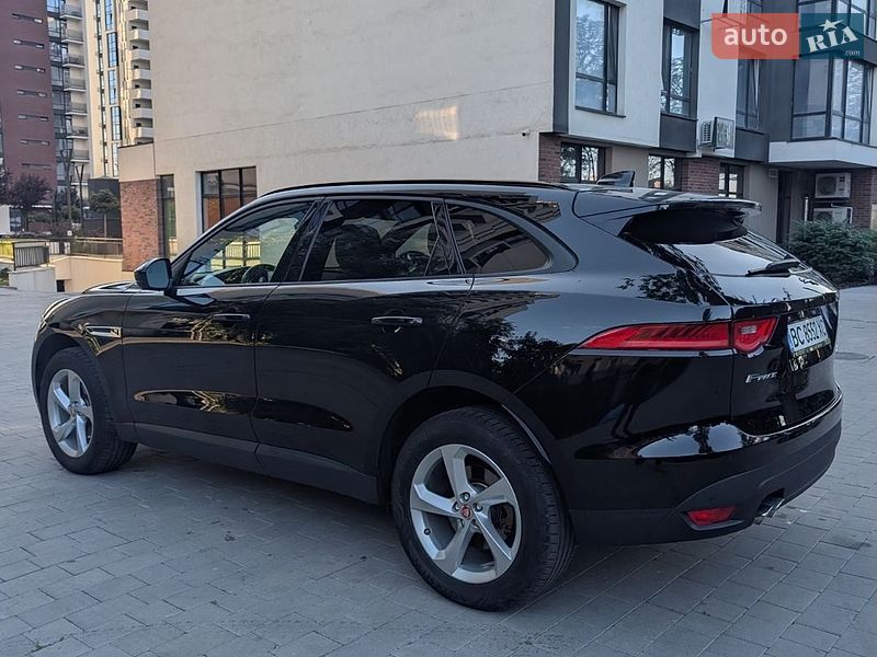 Позашляховик / Кросовер Jaguar F-Pace 2017 в Івано-Франківську