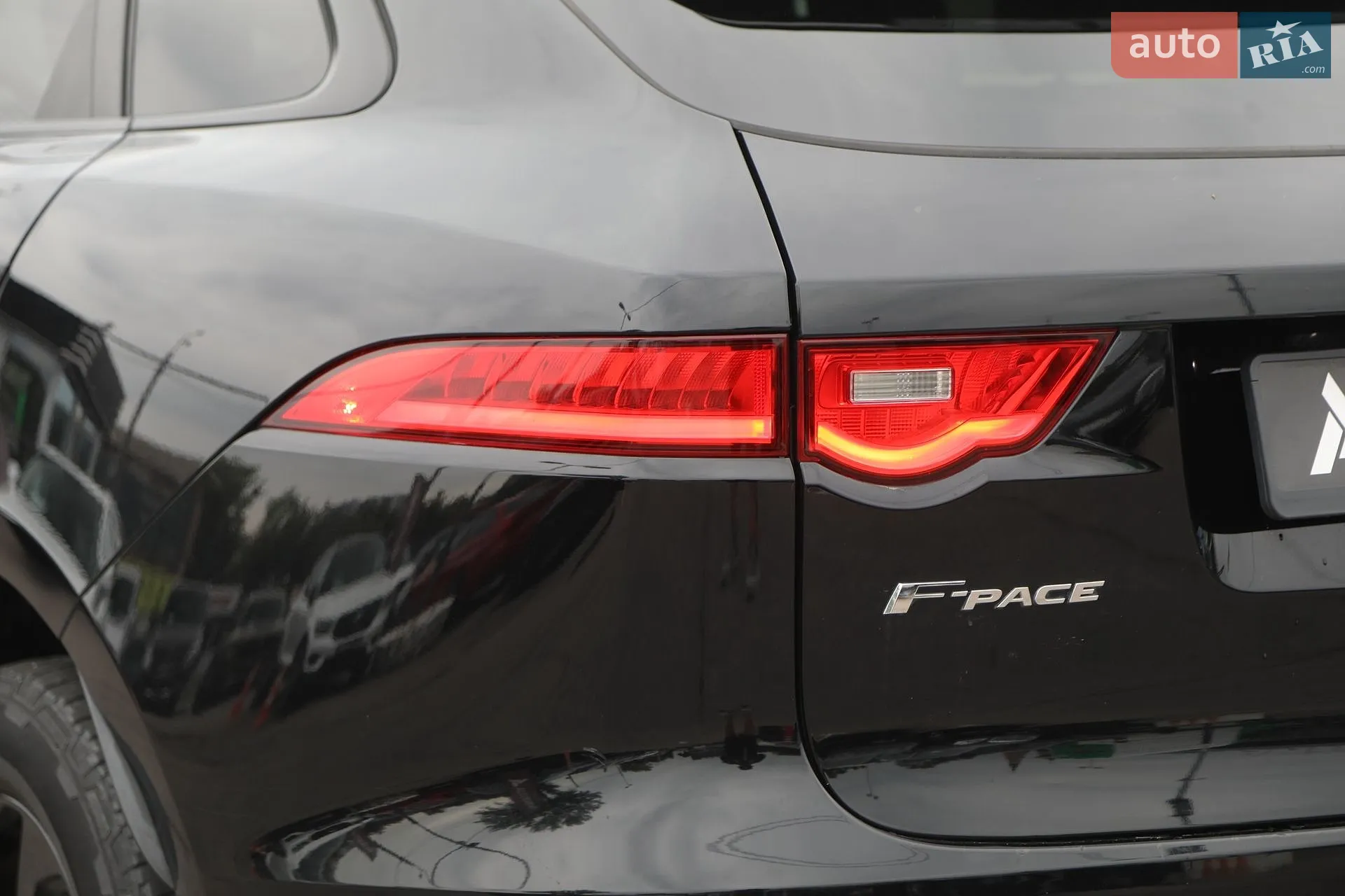 2018 Jaguar F-Pace - мініатюра 10