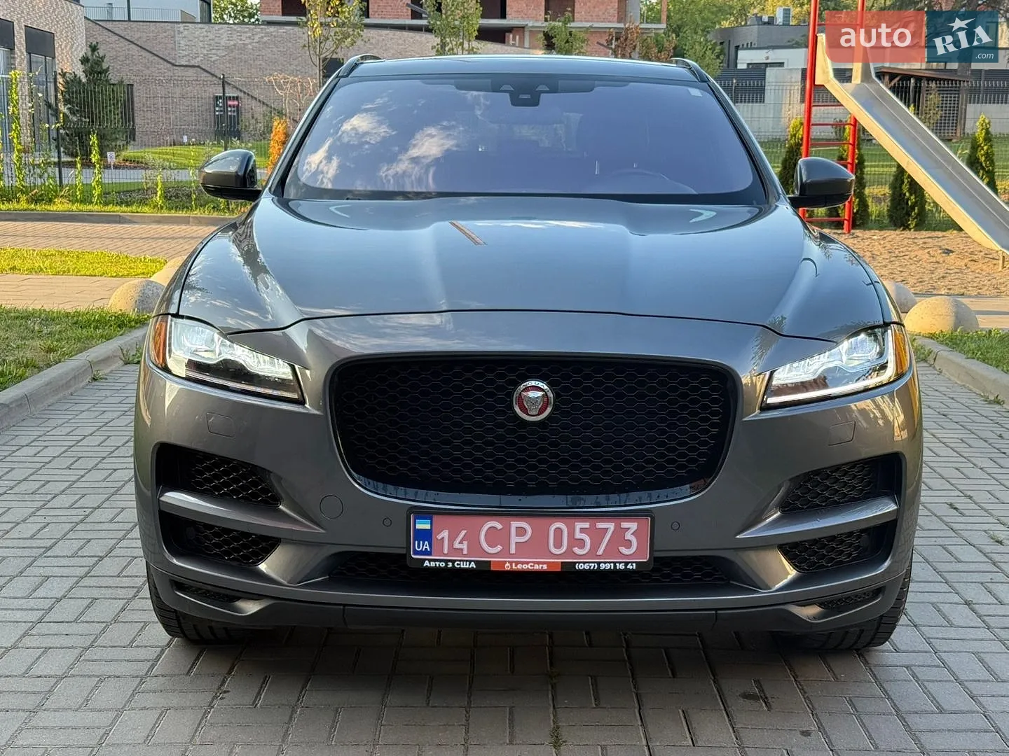2018 Jaguar F-Pace - мініатюра 3