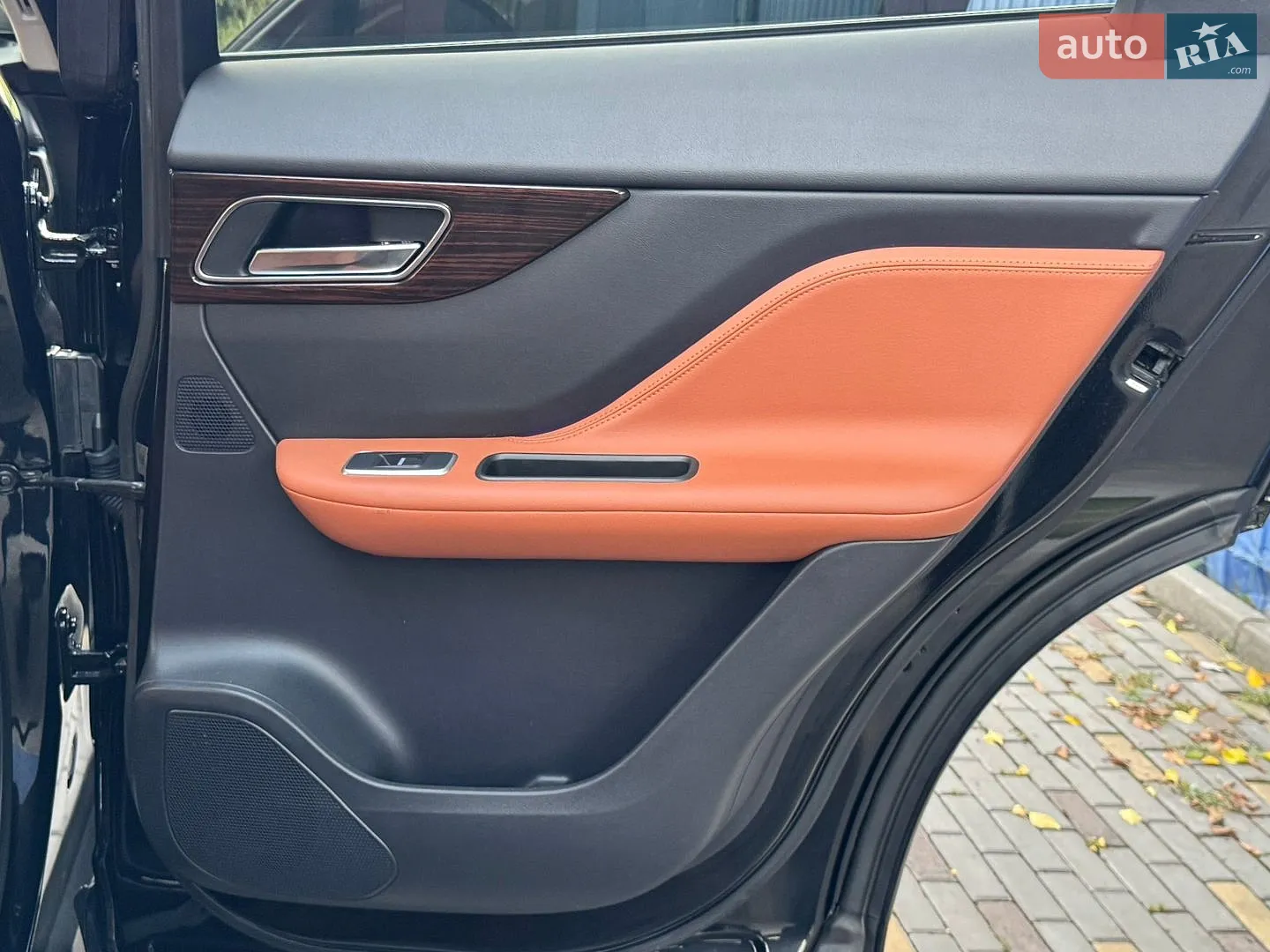 2018 Jaguar F-Pace - мініатюра 33
