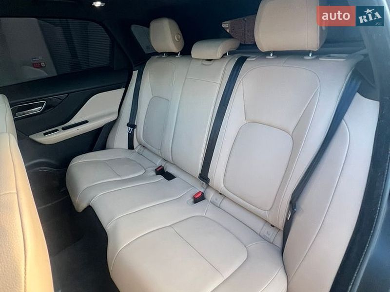 Позашляховик / Кросовер Jaguar F-Pace 2019 в Києві