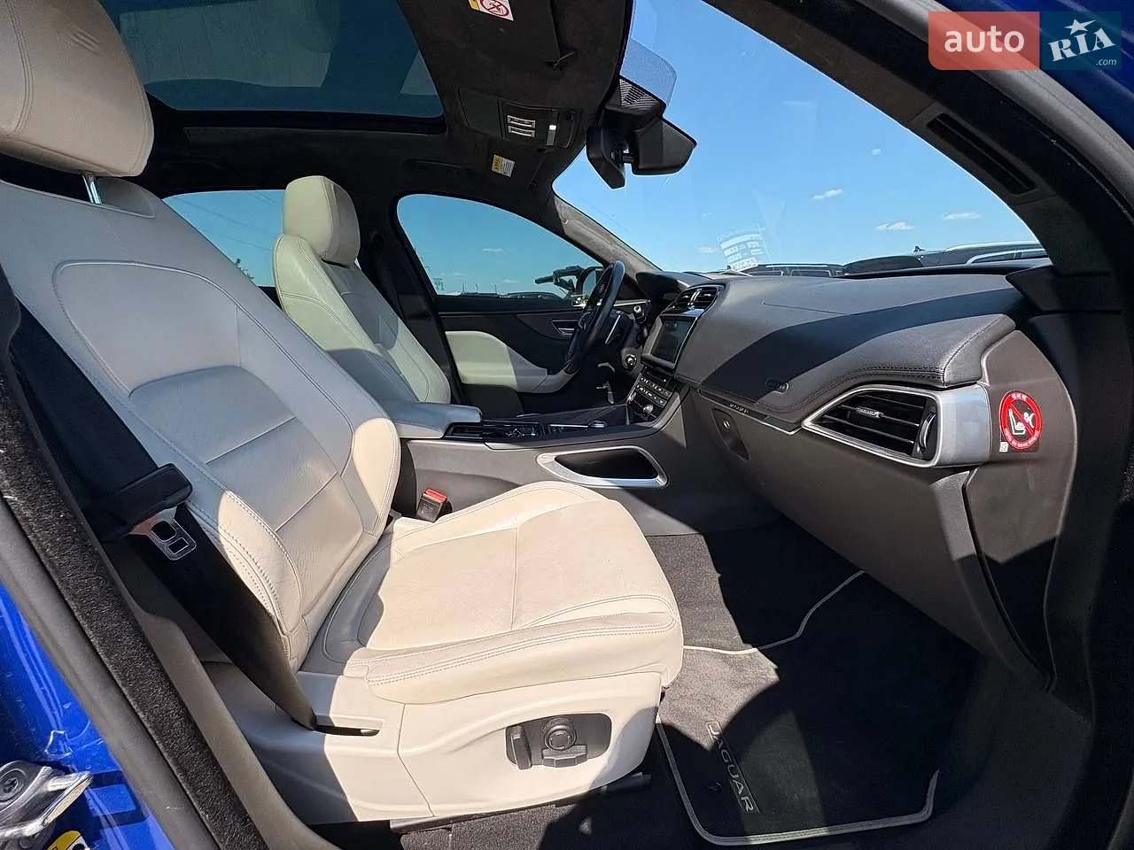 2016 Jaguar F-Pace - мініатюра 12
