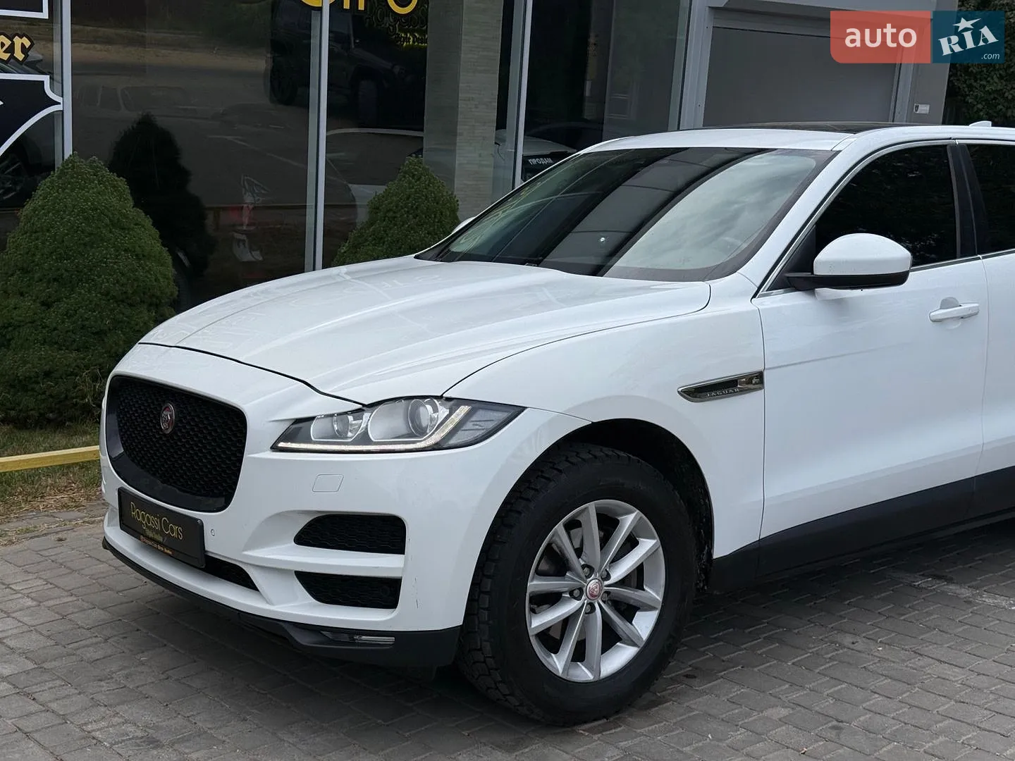 2016 Jaguar F-Pace - мініатюра 7