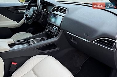 Внедорожник / Кроссовер Jaguar F-Pace 2016 в Ужгороде фото 29 Внедорожник / Кроссовер Jaguar F-Pace 2016 в Ужгороде