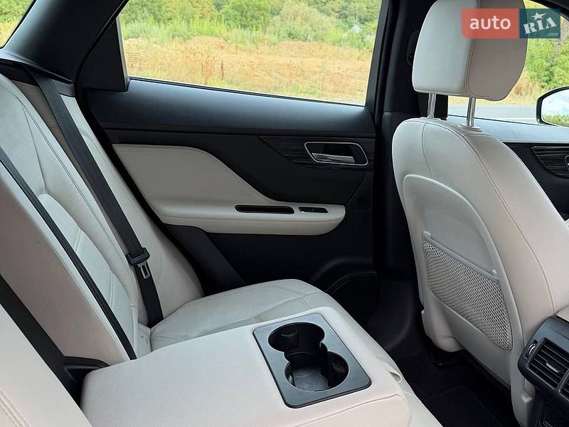 Внедорожник / Кроссовер Jaguar F-Pace 2016 в Ужгороде фото 39 Внедорожник / Кроссовер Jaguar F-Pace 2016 в Ужгороде