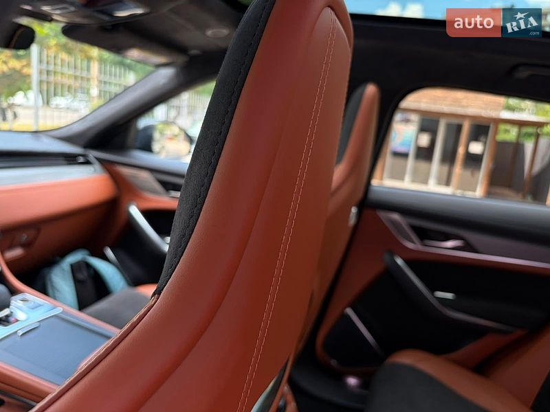 Позашляховик / Кросовер Jaguar F-Pace 2023 в Києві