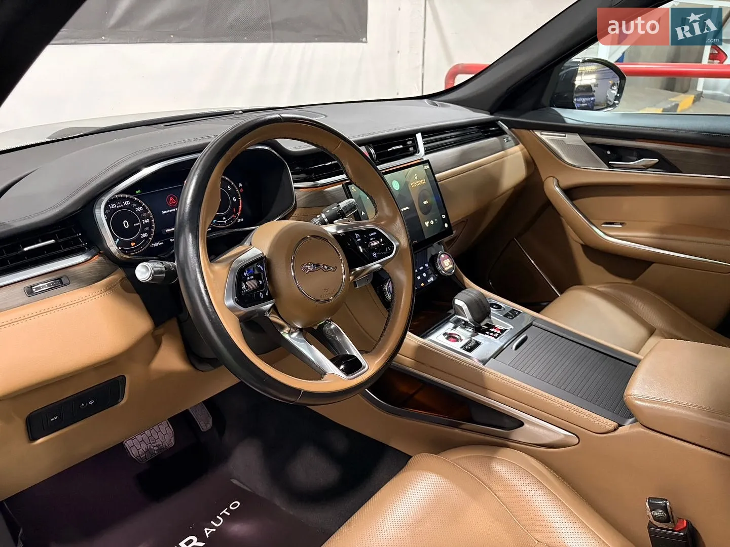 2020 Jaguar F-Pace - мініатюра 52