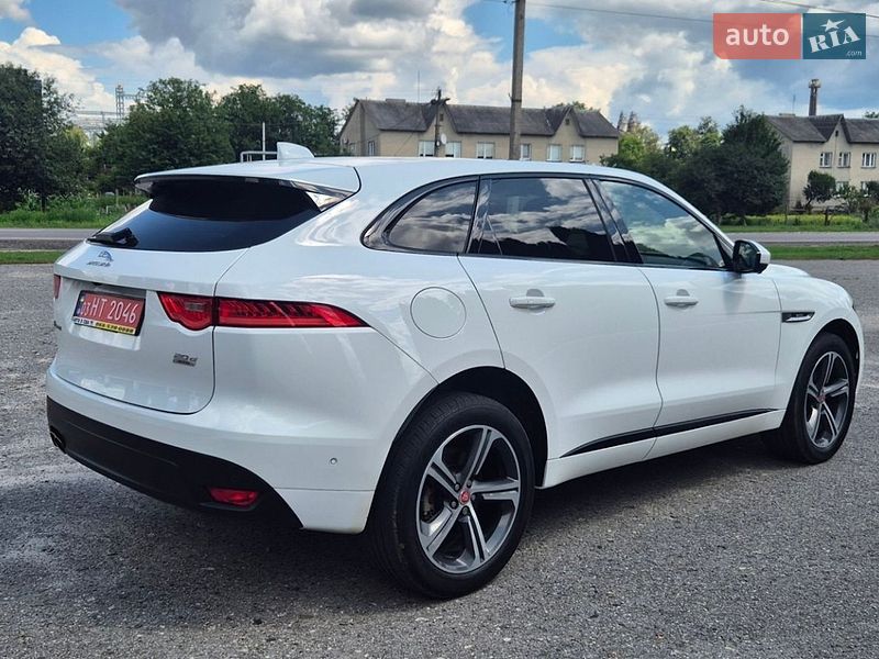 Внедорожник / Кроссовер Jaguar F-Pace 2017 в Дубно