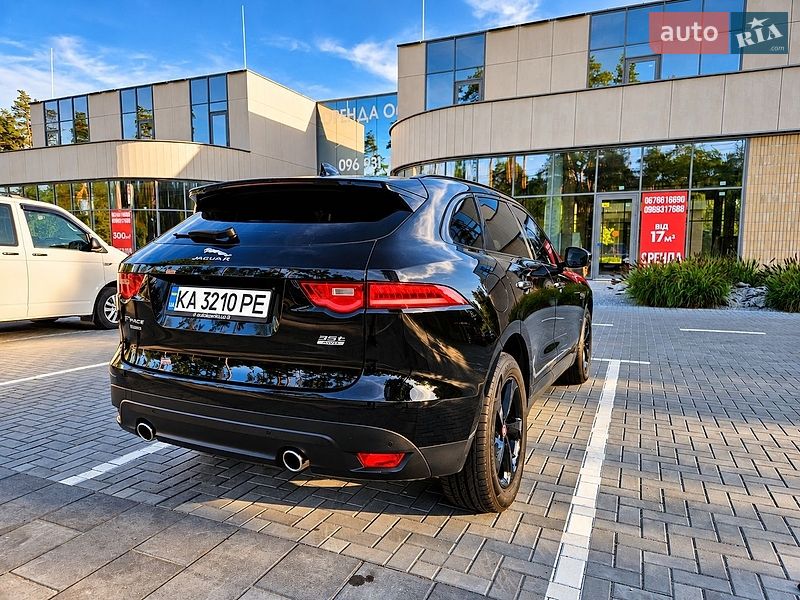 Внедорожник / Кроссовер Jaguar F-Pace 2017 в Киеве