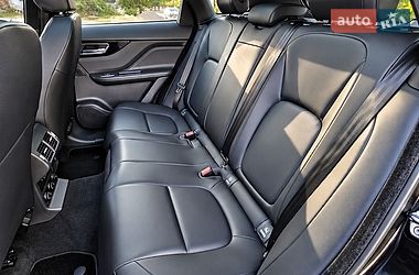 Внедорожник / Кроссовер Jaguar F-Pace 2017 в Киеве