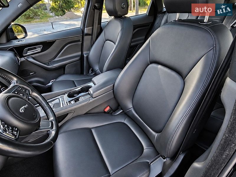 Внедорожник / Кроссовер Jaguar F-Pace 2017 в Киеве