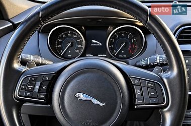 Внедорожник / Кроссовер Jaguar F-Pace 2017 в Киеве