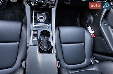 Внедорожник / Кроссовер Jaguar F-Pace 2017 в Киеве