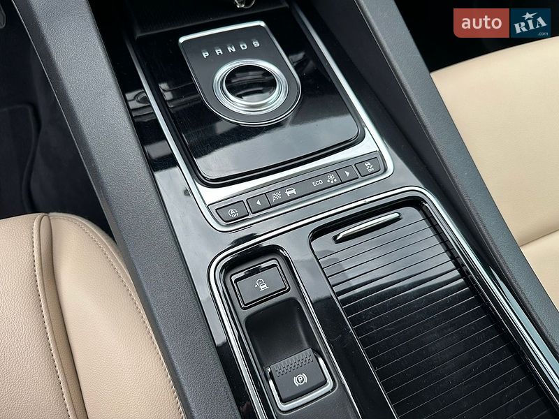 Внедорожник / Кроссовер Jaguar F-Pace 2020 в Луцке