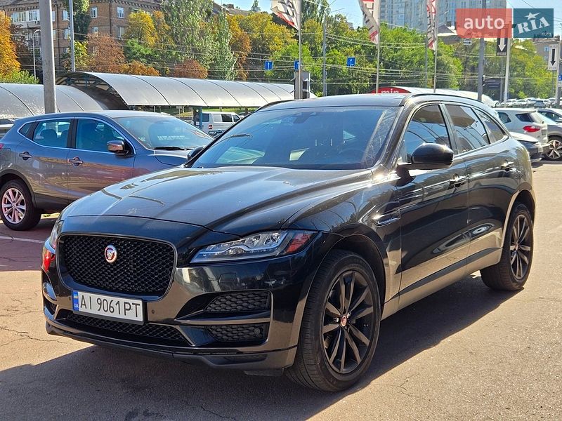 Внедорожник / Кроссовер Jaguar F-Pace 2016 в Киеве