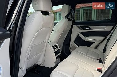 Внедорожник / Кроссовер Jaguar F-Pace 2024 в Ирпене