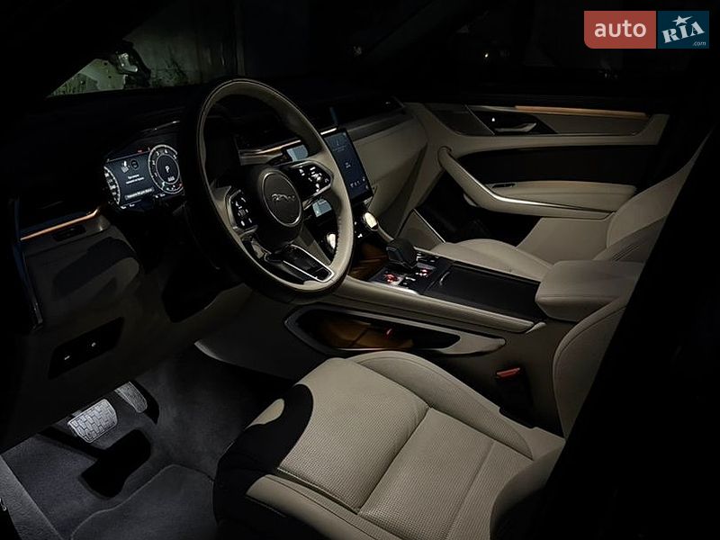 Внедорожник / Кроссовер Jaguar F-Pace 2024 в Ирпене