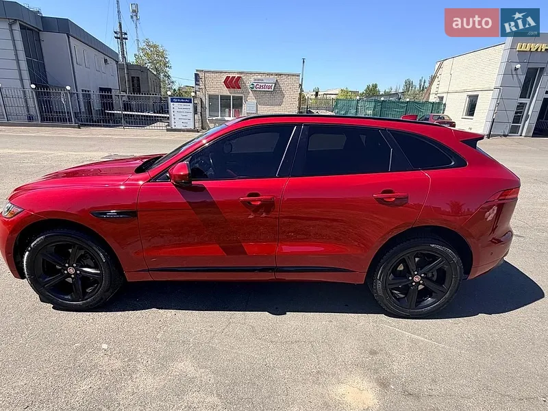 Jaguar F-Pace