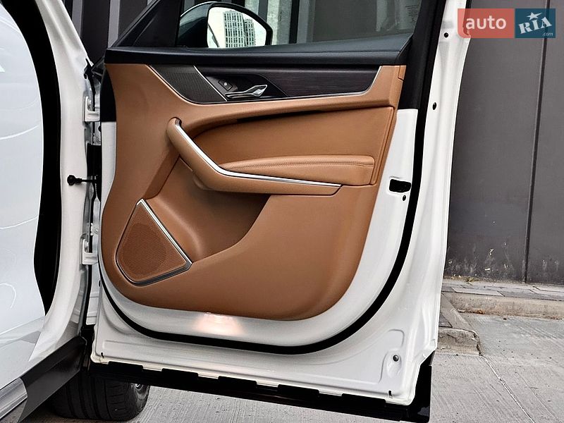 Позашляховик / Кросовер Jaguar F-Pace 2021 в Києві фото 29 Позашляховик / Кросовер Jaguar F-Pace 2021 в Києві