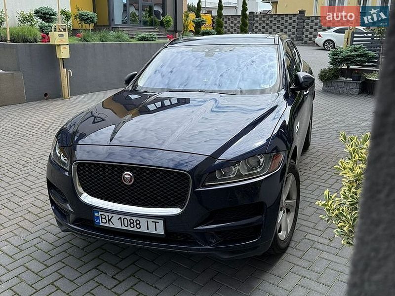 Позашляховик / Кросовер Jaguar F-Pace 2017 в Рівному