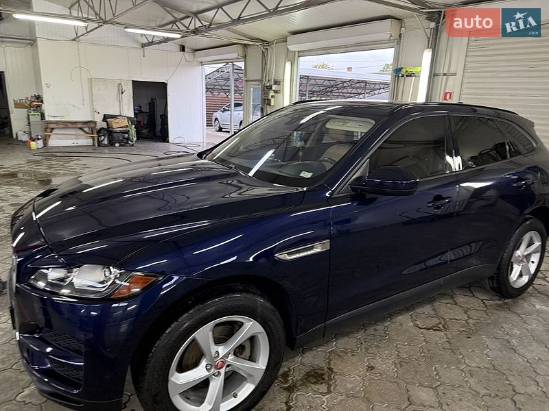 Позашляховик / Кросовер Jaguar F-Pace 2017 в Рівному