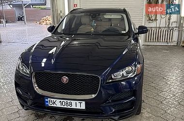 Позашляховик / Кросовер Jaguar F-Pace 2017 в Рівному