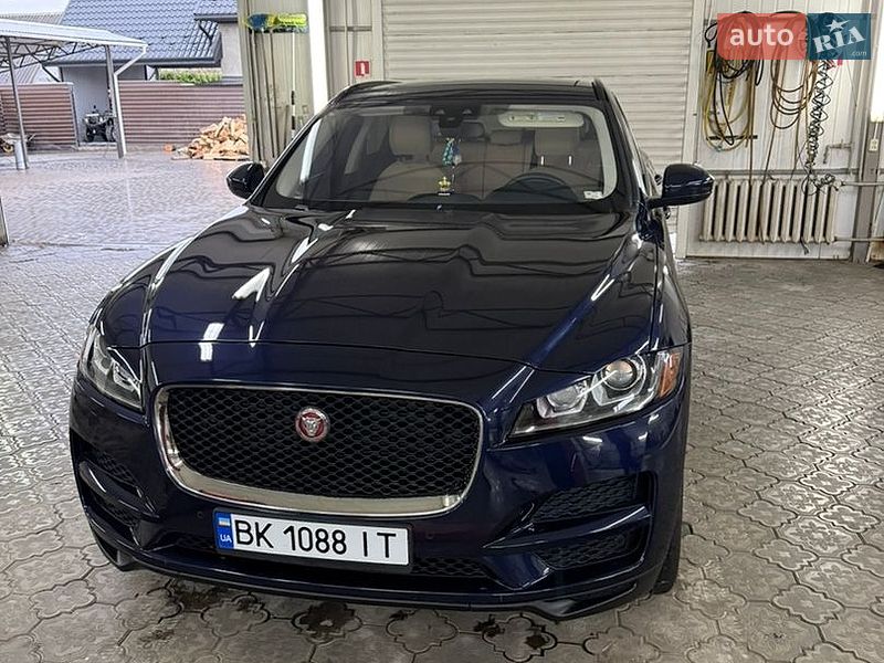 Позашляховик / Кросовер Jaguar F-Pace 2017 в Рівному