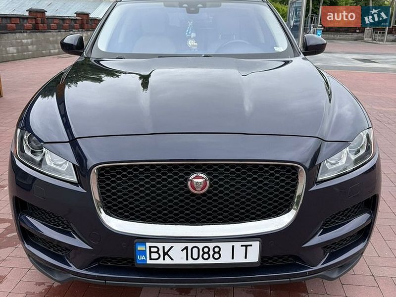Позашляховик / Кросовер Jaguar F-Pace 2017 в Рівному