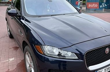 Позашляховик / Кросовер Jaguar F-Pace 2017 в Рівному