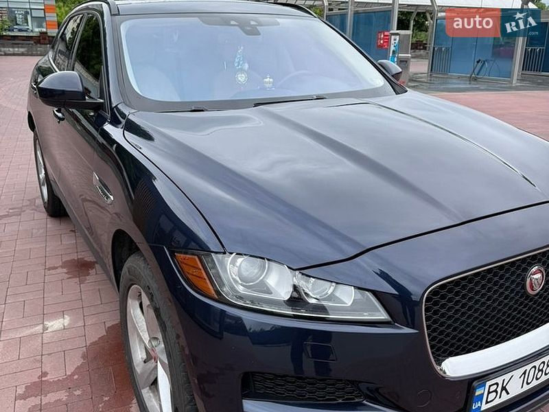 Позашляховик / Кросовер Jaguar F-Pace 2017 в Рівному