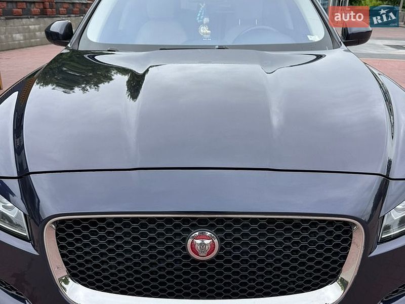 Позашляховик / Кросовер Jaguar F-Pace 2017 в Рівному