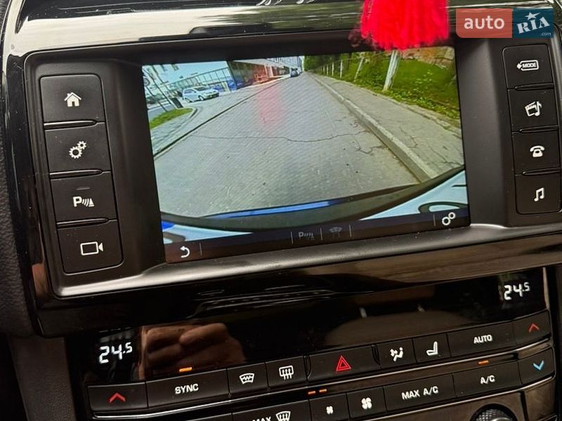 Позашляховик / Кросовер Jaguar F-Pace 2017 в Рівному