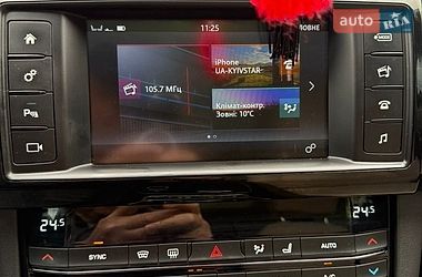 Позашляховик / Кросовер Jaguar F-Pace 2017 в Рівному