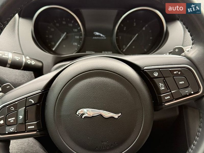 Позашляховик / Кросовер Jaguar F-Pace 2017 в Рівному