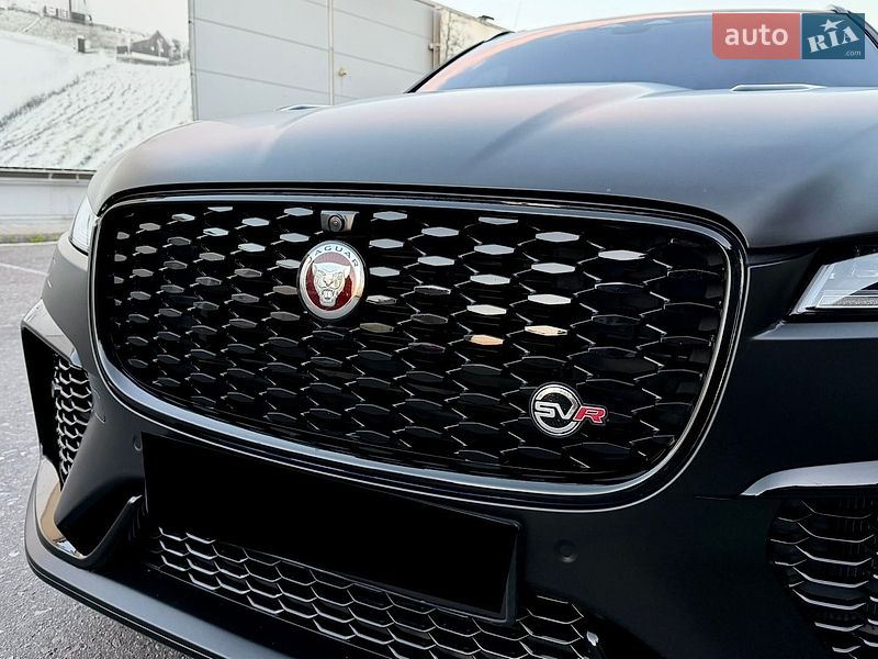 Позашляховик / Кросовер Jaguar F-Pace 2021 в Києві